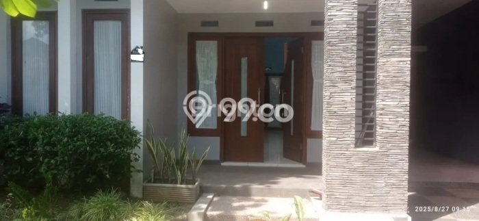 Dijual Rumah Eksklusif 3 KT di Villa Puncak Tidar, Malang Dijual Rumah Eksklusif 3 KT di Villa Puncak Tidar, Malang