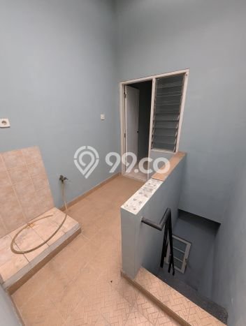Rumah Mewah LB 162m2 Siap Pakai Desain Elegan di Permata Buana, Jakarta Barat Rumah Mewah LB 162m2 Siap Pakai Desain Elegan di Permata Buana, Jakarta Barat