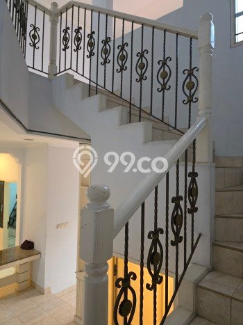 Rumah Mewah LB 162m2 Siap Pakai Desain Elegan di Permata Buana, Jakarta Barat Rumah Mewah LB 162m2 Siap Pakai Desain Elegan di Permata Buana, Jakarta Barat