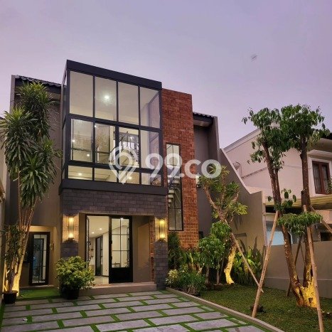 Rumah Elit Modern Tanpa Renovasi di BSD City Tangerang Rumah Elit Modern Tanpa Renovasi di BSD City Tangerang