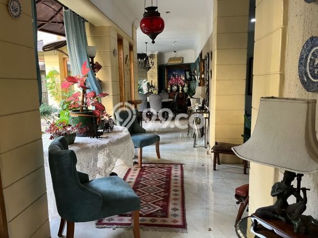 Rumah Elit LB 800m2 Siap Pakai Desain Elegan di Pondok Indah, Jakarta Selatan Rumah Elit LB 800m2 Siap Pakai Desain Elegan di Pondok Indah, Jakarta Selatan