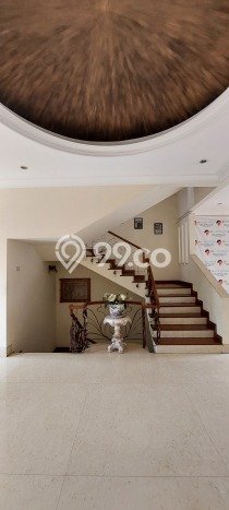 Hunian Mewah LB 800m2 Siap Huni Desain Elegan di Pondok Indah, Jakarta Selatan Hunian Mewah LB 800m2 Siap Huni Desain Elegan di Pondok Indah, Jakarta Selatan