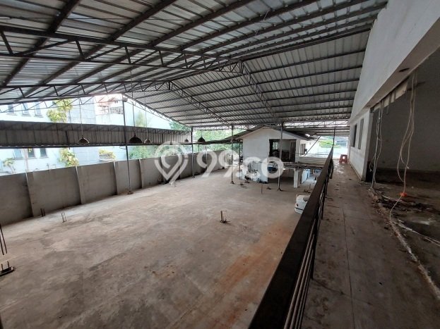 Unit Gudang Dijual di Jakarta Selatan LT 1135m2 & LB 500m2 Unit Gudang Dijual di Jakarta Selatan LT 1135m2 & LB 500m2