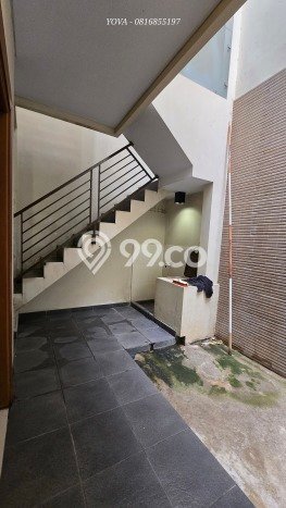 Rumah Elit LB 240m2 Siap Huni Desain Elegan di Pondok Indah, Jakarta Selatan Rumah Elit LB 240m2 Siap Huni Desain Elegan di Pondok Indah, Jakarta Selatan