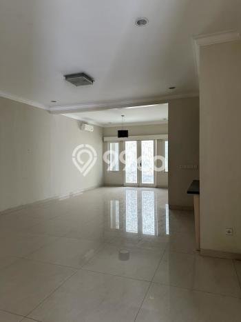 Rumah Mewah LB 250m2 Siap Pakai Desain Elegan di Pondok Indah, Jakarta Selatan Rumah Mewah LB 250m2 Siap Pakai Desain Elegan di Pondok Indah, Jakarta Selatan