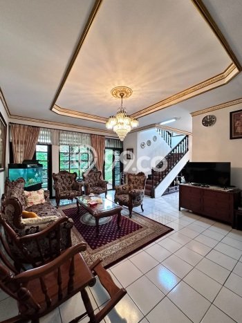 Jual Rumah Luas Elegan Dengan View Eksklusif di Pondok Indah, Jakarta Selatan Jual Rumah Luas Elegan Dengan View Eksklusif di Pondok Indah, Jakarta Selatan