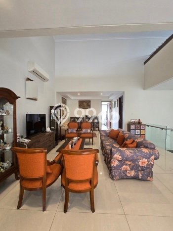 Rumah Elit Modern Tanpa Renovasi di Pondok Indah Jakarta Selatan Rumah Elit Modern Tanpa Renovasi di Pondok Indah Jakarta Selatan