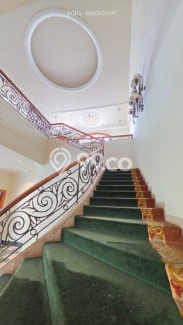 Ready to Use! Luxury House LT 634m2 Desain Elegan di Pondok Indah Ready to Use! Luxury House LT 634m2 Desain Elegan di Pondok Indah