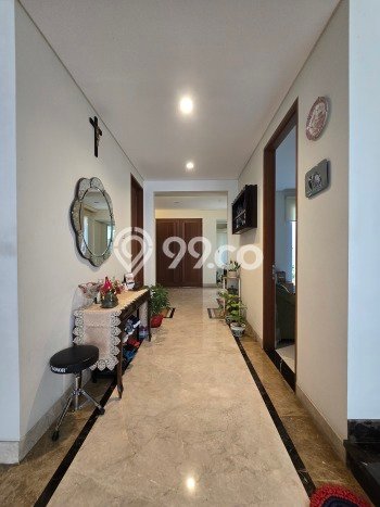 Rumah Elit Modern Tanpa Renovasi di Pondok Indah Jakarta Selatan Rumah Elit Modern Tanpa Renovasi di Pondok Indah Jakarta Selatan