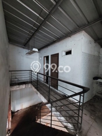 Unit Gudang Dijual di Jakarta Selatan LT 1135m2 & LB 500m2 Unit Gudang Dijual di Jakarta Selatan LT 1135m2 & LB 500m2