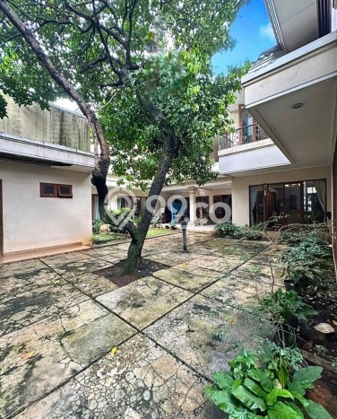 Hunian Elit LB 852m2 Siap Pakai Desain Elegan di Pondok Indah, Jakarta Selatan Hunian Elit LB 852m2 Siap Pakai Desain Elegan di Pondok Indah, Jakarta Selatan