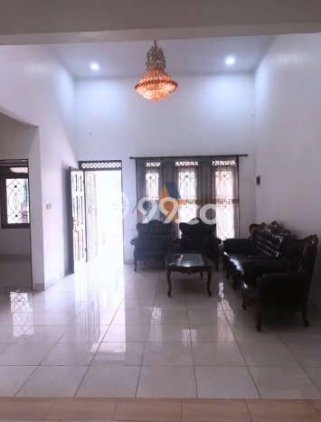 Jual Rumah Bagus Siap Huni LB 150m2 di Serpong Utara, Tangerang Selatan Jual Rumah Bagus Siap Huni LB 150m2 di Serpong Utara, Tangerang Selatan