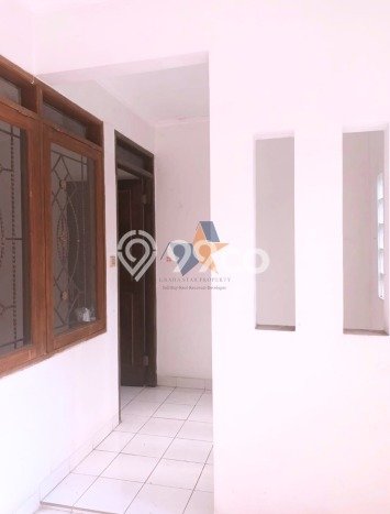 Jual Rumah Bagus Siap Huni LB 150m2 di Serpong Utara, Tangerang Selatan Jual Rumah Bagus Siap Huni LB 150m2 di Serpong Utara, Tangerang Selatan