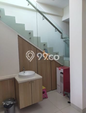 Rumah Elit Modern Tanpa Renovasi di Alam Sutera Tangerang Rumah Elit Modern Tanpa Renovasi di Alam Sutera Tangerang