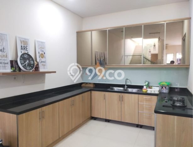 Rumah Elit Modern Tanpa Renovasi di Alam Sutera Tangerang Rumah Elit Modern Tanpa Renovasi di Alam Sutera Tangerang