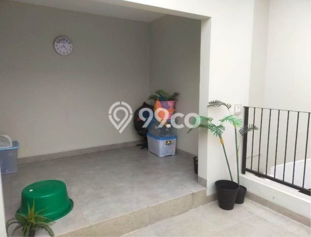 Jual Rumah Eksklusif 2 KT di Jelupang, Tangerang Jual Rumah Eksklusif 2 KT di Jelupang, Tangerang