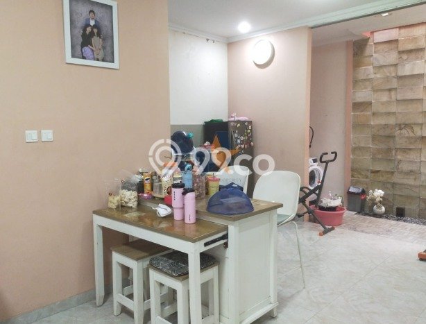 Hunian Nyaman Asri 3 KT Siap Huni di Graha Raya Tangerang Selatan Hunian Nyaman Asri 3 KT Siap Huni di Graha Raya Tangerang Selatan