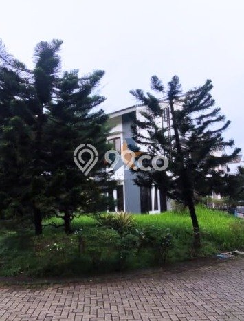 Hunian Mewah LB 500m2 Siap Pakai Desain Elegan di BSD, Tangerang Hunian Mewah LB 500m2 Siap Pakai Desain Elegan di BSD, Tangerang