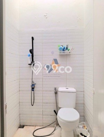 Jual Rumah Eksklusif 2 KT di Graha Raya, Tangerang Selatan Jual Rumah Eksklusif 2 KT di Graha Raya, Tangerang Selatan