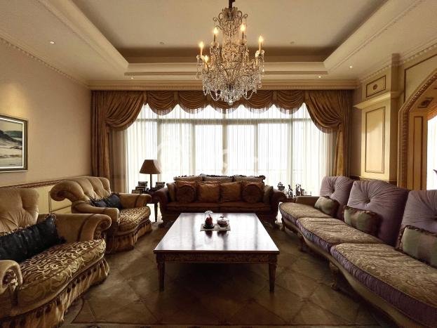 Apartemen Nyaman untuk Disewa, 4 Kamar di Jakarta Selatan Apartemen Nyaman untuk Disewa, 4 Kamar di Jakarta Selatan