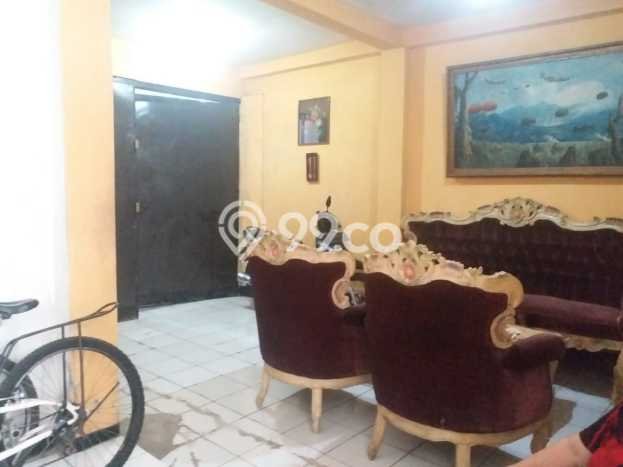 Rumah Mewah LB 160m2 Siap Huni Desain Elegan di Kopo, Bandung Rumah Mewah LB 160m2 Siap Huni Desain Elegan di Kopo, Bandung