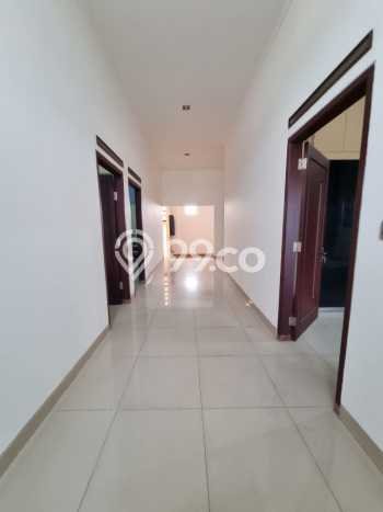 Rumah Luas Asri 5 KT Siap Huni di Taman Kopo Indah Bandung Rumah Luas Asri 5 KT Siap Huni di Taman Kopo Indah Bandung