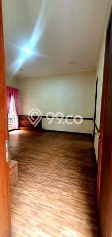 Rumah Elit Modern Tanpa Renovasi di Taman Holis Indah Bandung Rumah Elit Modern Tanpa Renovasi di Taman Holis Indah Bandung