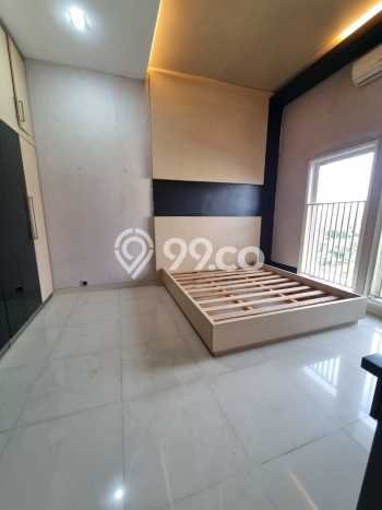 Rumah Luas Asri 5 KT Siap Huni di Taman Kopo Indah Bandung Rumah Luas Asri 5 KT Siap Huni di Taman Kopo Indah Bandung