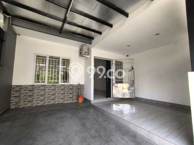 Rumah Modern 3 Kamar LT 104m2 di Taman Kopo Indah Rumah Modern 3 Kamar LT 104m2 di Taman Kopo Indah