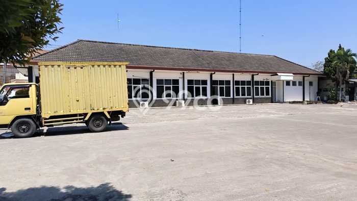 Gudang Premium Kawasan , Luas 10000m2m², Kawasan Berkembang Gudang Premium Kawasan , Luas 10000m2m², Kawasan Berkembang