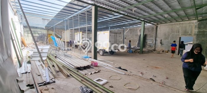 Unit Gudang Dijual di Bandung LT 1322m2 & LB 1322m2 Unit Gudang Dijual di Bandung LT 1322m2 & LB 1322m2