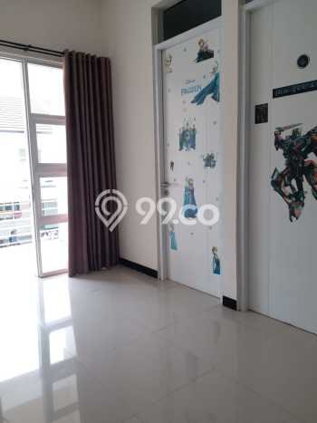 Rumah Elit Modern Tanpa Renovasi di Taman Kopo Indah Bandung Rumah Elit Modern Tanpa Renovasi di Taman Kopo Indah Bandung