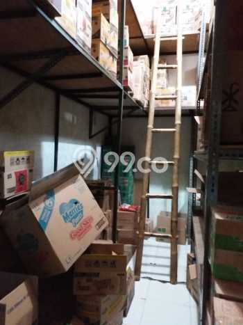 Ruko Dijual di Bandung LT 72m2 & LB 200m2 Lokasi Terbaik! Ruko Dijual di Bandung LT 72m2 & LB 200m2 Lokasi Terbaik!