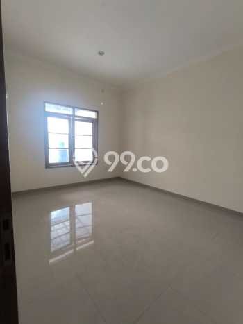Dijual Hunian Rumah Terawat 3 Kamar di Taman Kopo Indah, Bandung Dijual Hunian Rumah Terawat 3 Kamar di Taman Kopo Indah, Bandung