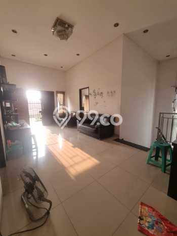 Rumah Terawat di , Bandung, Luas 224m2m² LB 224m2m² DIJUAL CEPAT! Rumah Terawat di , Bandung, Luas 224m2m² LB 224m2m² DIJUAL CEPAT!