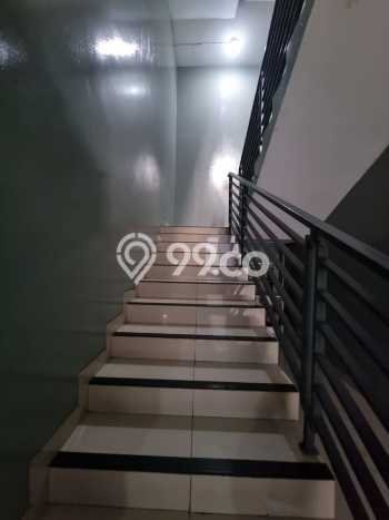Rumah LT 450m2m² / LB 850m2m² One Gate System di , Bandung Rumah LT 450m2m² / LB 850m2m² One Gate System di , Bandung