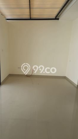 Rumah Minimalis 3 KT LT 180m2 di Taman Kopo Indah Rumah Minimalis 3 KT LT 180m2 di Taman Kopo Indah