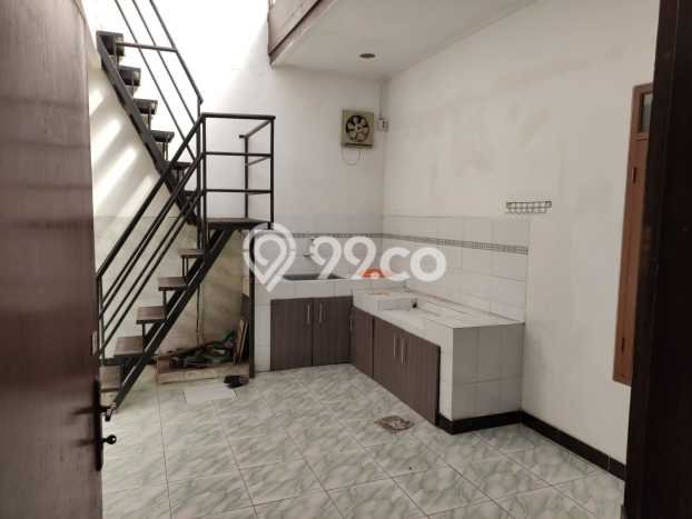 Rumah Luas Asri 3 KT Siap Pakai di Taman Kopo Indah Bandung Rumah Luas Asri 3 KT Siap Pakai di Taman Kopo Indah Bandung