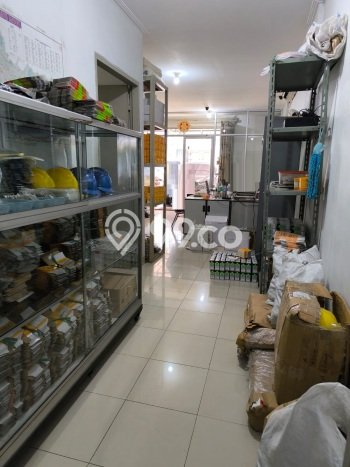 Ruko Bagus Dijual LB 160m2 Lokasi Strategis Bandung Area Cocok untuk Bisnis Ruko Bagus Dijual LB 160m2 Lokasi Strategis Bandung Area Cocok untuk Bisnis