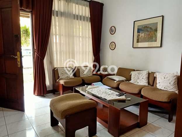For Sale! Luxury House LT 203m2 Desain Modern di Kopo Permai For Sale! Luxury House LT 203m2 Desain Modern di Kopo Permai