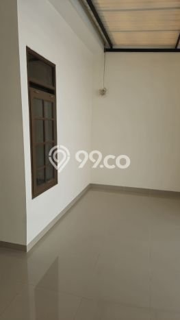 Rumah Minimalis 3 KT LT 180m2 di Taman Kopo Indah Rumah Minimalis 3 KT LT 180m2 di Taman Kopo Indah