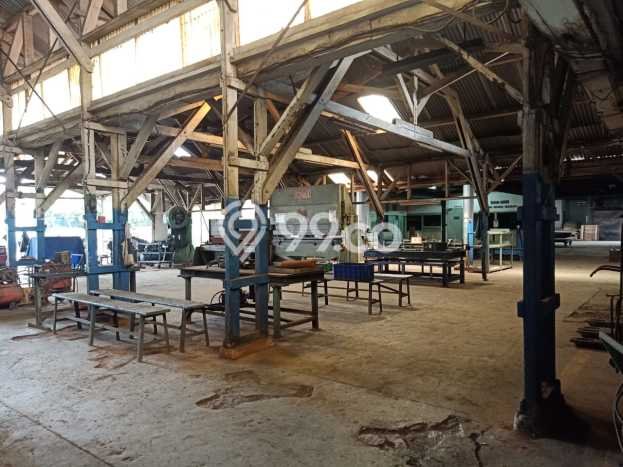 Gudang Bagus LT 2800m2 LB 1800m2 Dijual di Babakan Ciparay Bandung Gudang Bagus LT 2800m2 LB 1800m2 Dijual di Babakan Ciparay Bandung