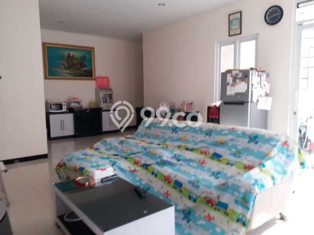 Rumah Elit Modern Tanpa Renovasi di Taman Kopo Indah Bandung Rumah Elit Modern Tanpa Renovasi di Taman Kopo Indah Bandung