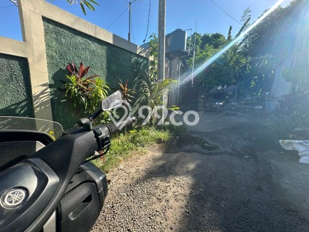Dijual Cepat Rumah Bagus Siap Huni LB 180m2 di Denpasar Utara, Denpasar Dijual Cepat Rumah Bagus Siap Huni LB 180m2 di Denpasar Utara, Denpasar