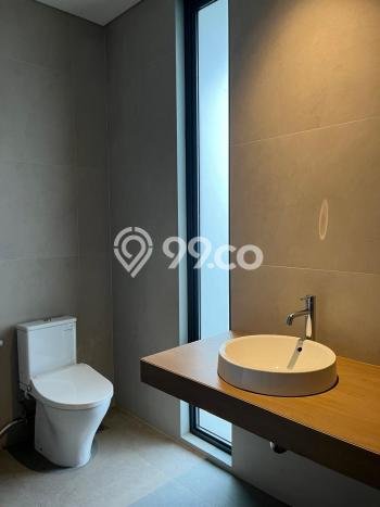 Ready to Use! Luxury House LT 381m2 Desain Elegan di Kota Baru Parahyangan Ready to Use! Luxury House LT 381m2 Desain Elegan di Kota Baru Parahyangan