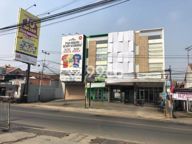 Ruko Strategis Kawasan Cimahi Utara, Luas 250m², Area Komersial, Berkembang Ruko Strategis Kawasan Cimahi Utara, Luas 250m², Area Komersial, Berkembang
