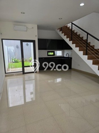 Dijual Rumah Luas Elegan Dengan View Cantik di Setra Sari, Bandung Dijual Rumah Luas Elegan Dengan View Cantik di Setra Sari, Bandung