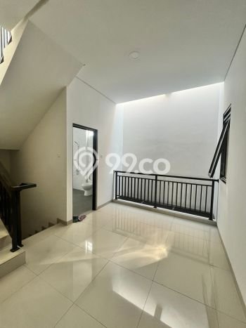 Rumah Luas Asri 3 KT Siap Pakai di Sariwangi Bandung Rumah Luas Asri 3 KT Siap Pakai di Sariwangi Bandung