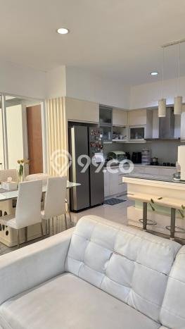 Rumah Luxury Modern Tanpa Renovasi di Sarijadi Bandung Rumah Luxury Modern Tanpa Renovasi di Sarijadi Bandung