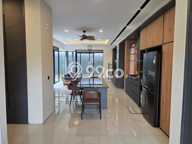 Rumah Elit Modern Tanpa Renovasi di Kota Baru Parahyangan Bandung Rumah Elit Modern Tanpa Renovasi di Kota Baru Parahyangan Bandung